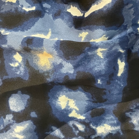 Collective Concepts Blue Floral One Shoulder top Size LG tie waist short sleeve - Picture 15 of 15